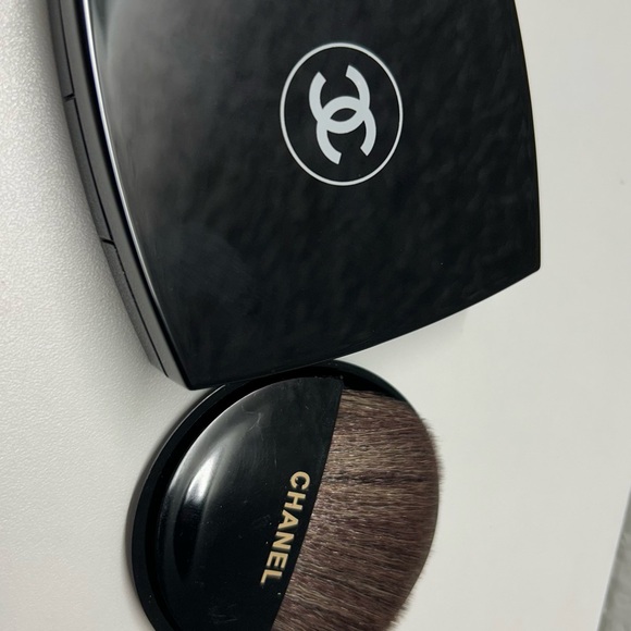 CHANEL Blush Duo - Peach and Champagne - Picture 4 of 4